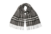 BURBERRY Classic Cashmere Scarf in Check - Mid Grey